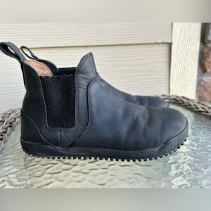 Women’s XERO “Ridgeway” Leather Barefoot CHELSEA BOOTS sz 7.5